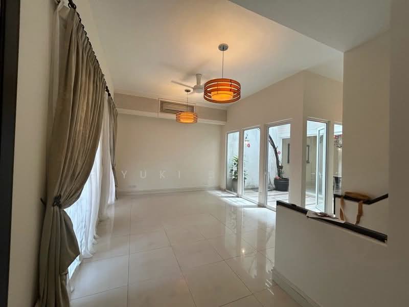 Terraced House for Rent in Tanjung Tokong (Penang) - Yuki Bong - Living Room - PropertyGuru.com.my