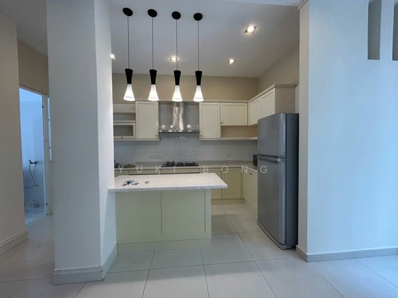 Terraced House for Rent in Tanjung Tokong (Penang) - Yuki Bong - Kitchen - PropertyGuru.com.my