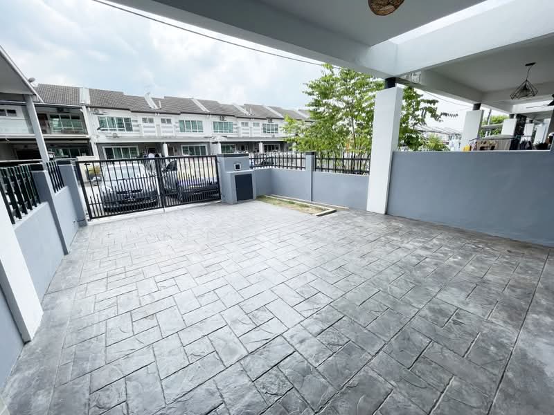 Rumah Teres 2 Tingkat untuk Disewa di Bandar Teknologi Kajang (Kajang) - Eiffel Lai - Exterior - PropertyGuru.com.my