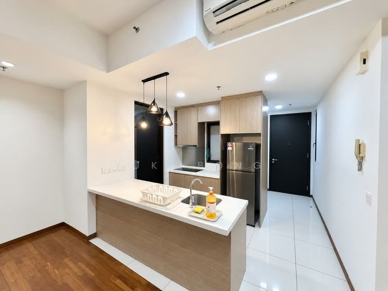 Servis Apartment untuk Disewa di The Tamarind - Yuki Bong - Kitchen - PropertyGuru.com.my
