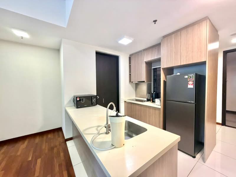 Servis Apartment untuk Disewa di The Tamarind - Yuki Bong - Kitchen - PropertyGuru.com.my
