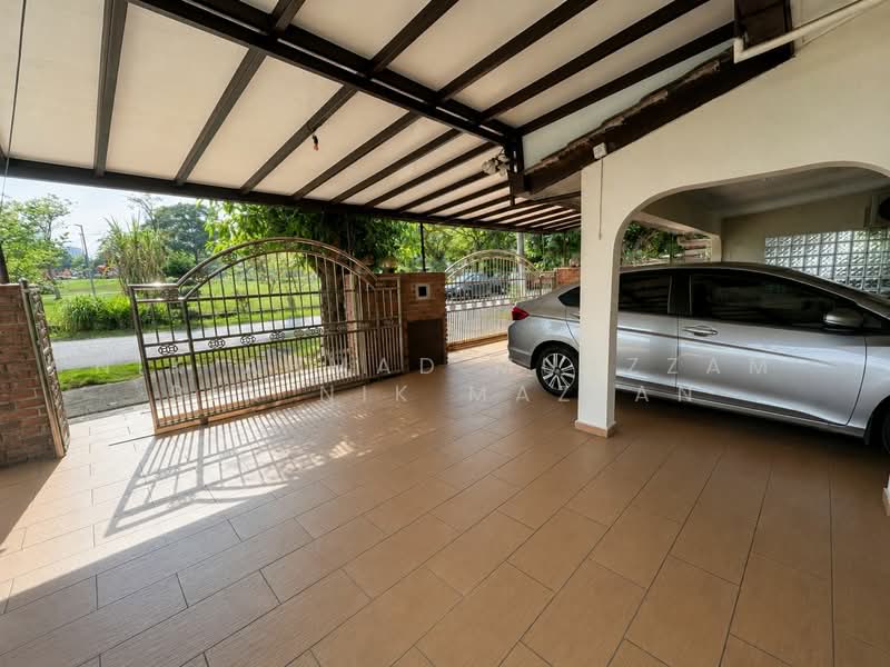 2-storey Terraced House for Sale in Taman Alam Megah (Shah Alam) - Nik Ahmad Muazzam Bin Nik Mazlan - Exterior - PropertyGuru.com.my