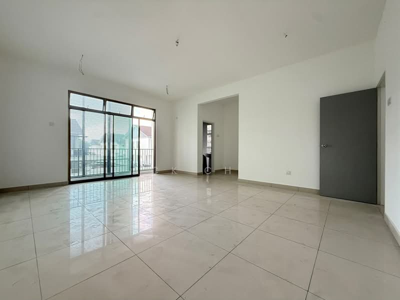 Rumah Teres 2 Tingkat untuk Dijual di Taman Mutiara Rini (Skudai) - Zack Chow - Living Room - PropertyGuru.com.my