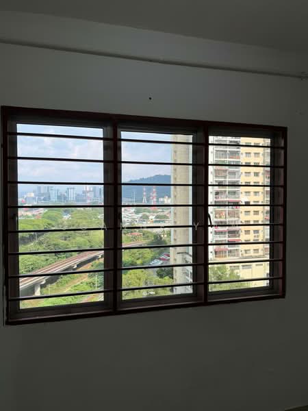 Flat for Rent at Desa Petaling Flat - Joanne Yan - View - PropertyGuru.com.my