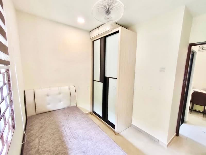 Rumah Teres 2 Tingkat untuk Dijual di SS14 (Subang Jaya) - Ashraff Daniel - Bedroom - PropertyGuru.com.my