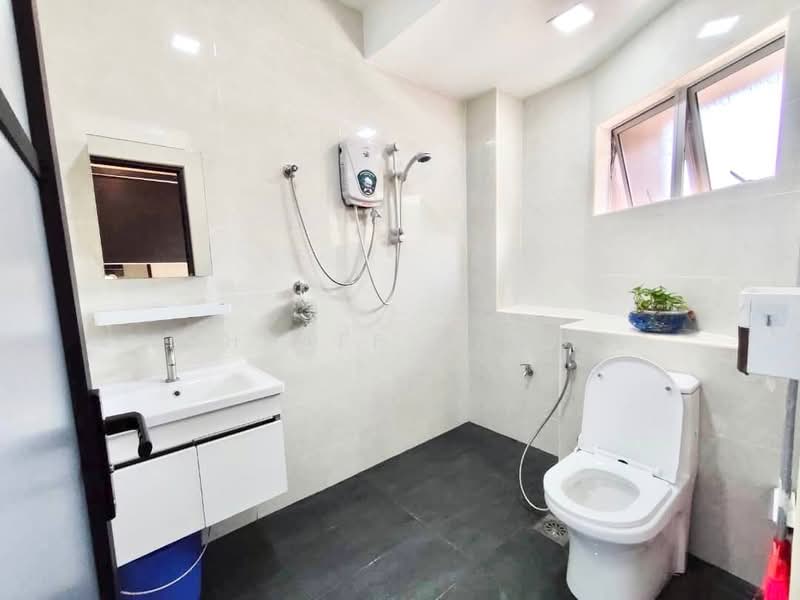 Rumah Teres 2 Tingkat untuk Dijual di SS14 (Subang Jaya) - Ashraff Daniel - Bathroom - PropertyGuru.com.my