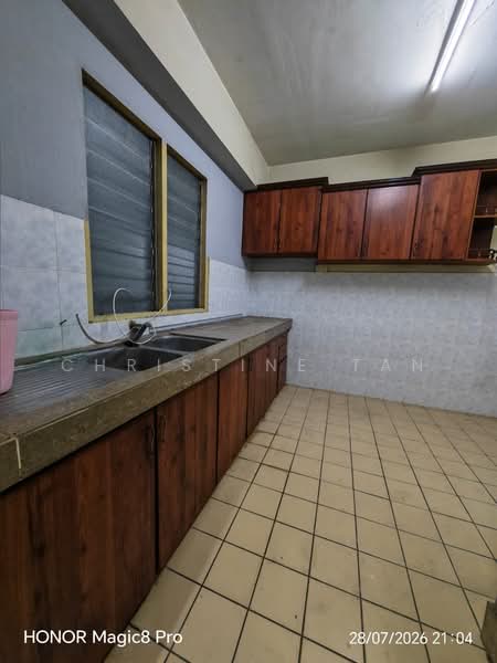 Apartment for Rent at Sri Raya Apartments - Christine Tan - Kitchen - PropertyGuru.com.my
