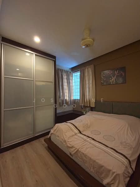 Condominium for Sale at Riana Green Condominium - Josephine Gooi - Bedroom - PropertyGuru.com.my
