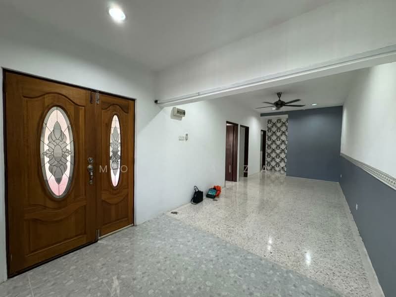 Rumah Teres 1 Tingkat untuk Dijual di Bandar Baru Bangi (Selangor) - Mohd Faizal - Entrance - PropertyGuru.com.my
