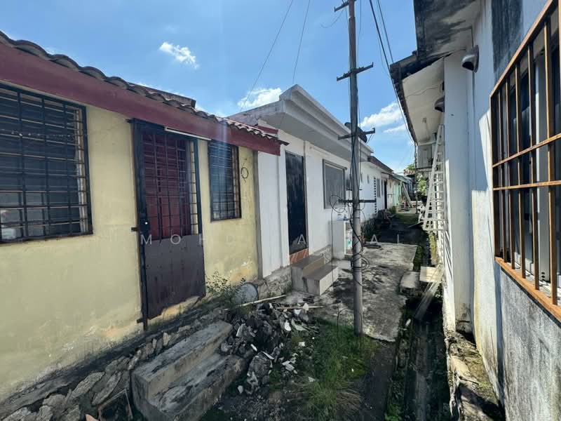 Rumah Teres 1 Tingkat untuk Dijual di Bandar Baru Bangi (Selangor) - Mohd Faizal - Exterior - PropertyGuru.com.my