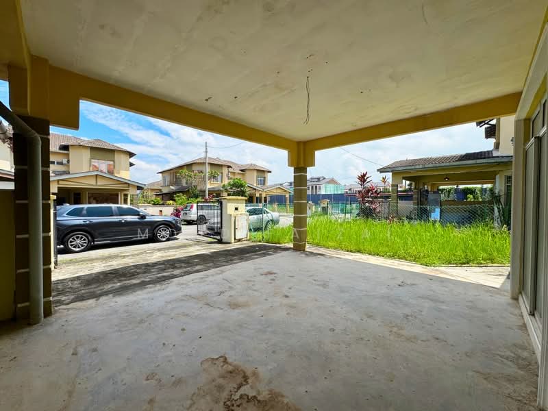 Semi-Detached House for Sale in Sepang (Selangor) - Mohd Faizal - Exterior - PropertyGuru.com.my