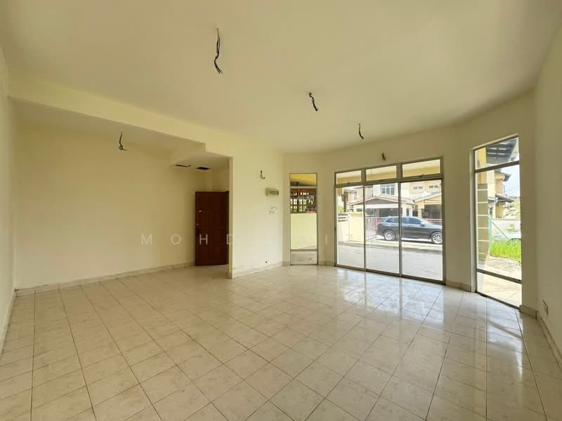 Semi-Detached House for Sale in Sepang (Selangor) - Mohd Faizal - Living Room - PropertyGuru.com.my