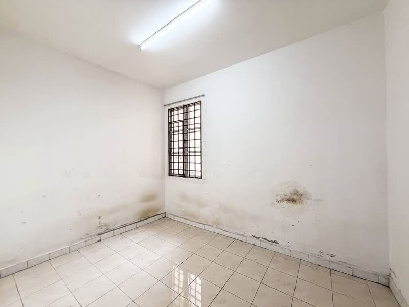 Apartment for Sale at Baiduri Apartment - Wan Azlan Ahmad - PropertyGuru.com.my