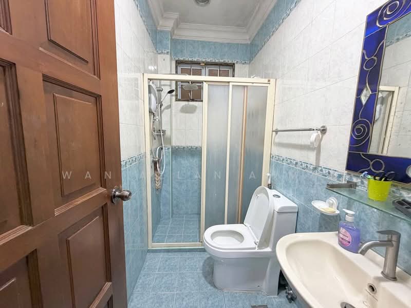 Rumah Banglo untuk Dijual di Seksyen 8 (Kota Damansara) - Wan Azlan Ahmad - PropertyGuru.com.my