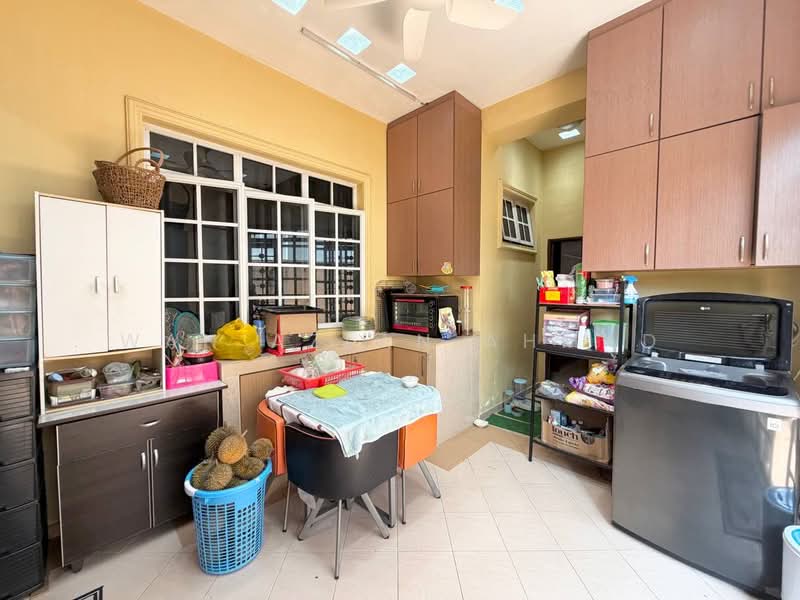 Rumah Banglo untuk Dijual di Seksyen 8 (Kota Damansara) - Wan Azlan Ahmad - PropertyGuru.com.my