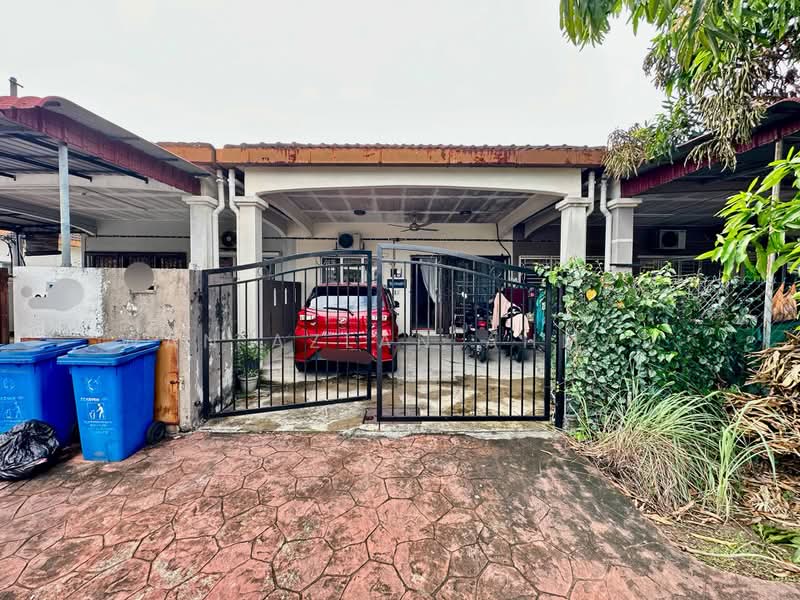 1-storey Terraced House for Sale in Kampung Jalan Kebun (Shah Alam) - Wan Azlan Ahmad - PropertyGuru.com.my