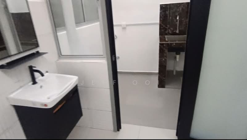 Apartment for Rent at Residensi Brickfields - Jeff Ooi - Bathroom - PropertyGuru.com.my