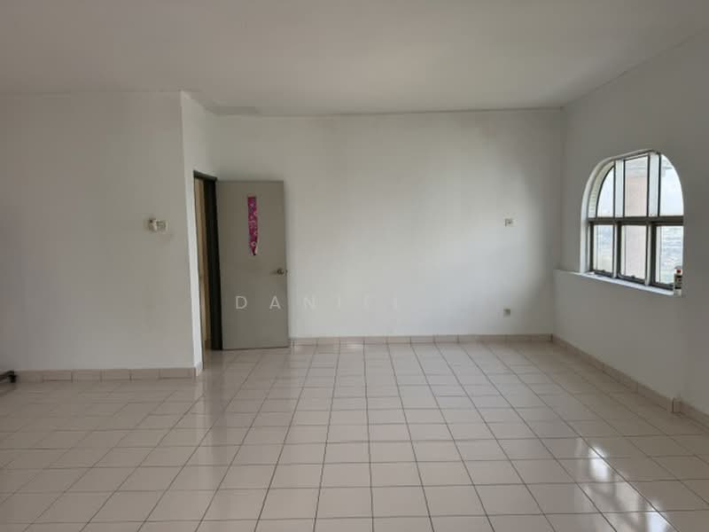 Apartment for Sale at Sri Bayu Apartments - DANIEL . - Interior - PropertyGuru.com.my