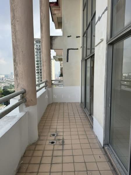 Apartment for Sale at Sri Bayu Apartments - DANIEL . - Balcony - PropertyGuru.com.my