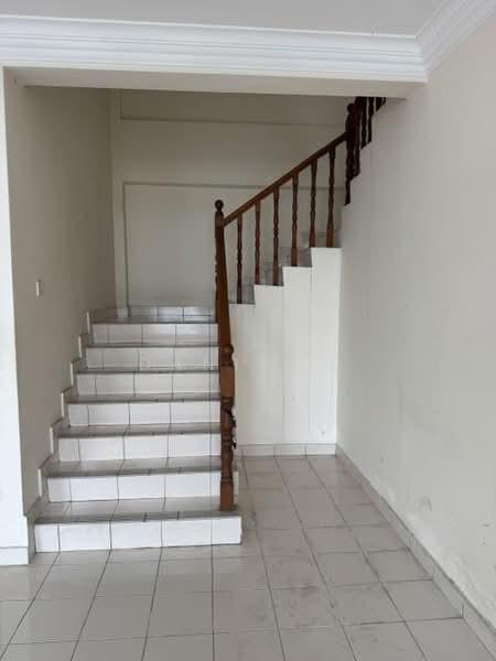 Apartment for Sale at Sri Bayu Apartments - DANIEL . - PropertyGuru.com.my