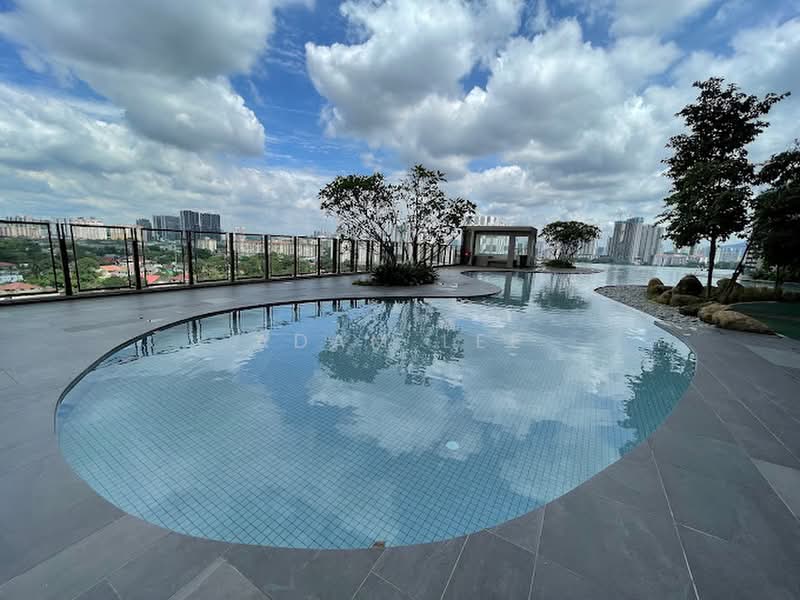 Servis Apartment untuk Dijual di Kenwingston Platz - Adam Lee - Pool - PropertyGuru.com.my