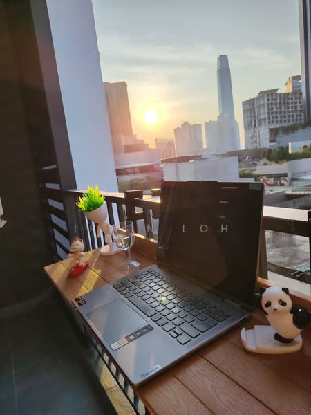 Kondominium untuk Disewa di SWNK Houze @ BBCC - Irwin Loh - Balcony - PropertyGuru.com.my