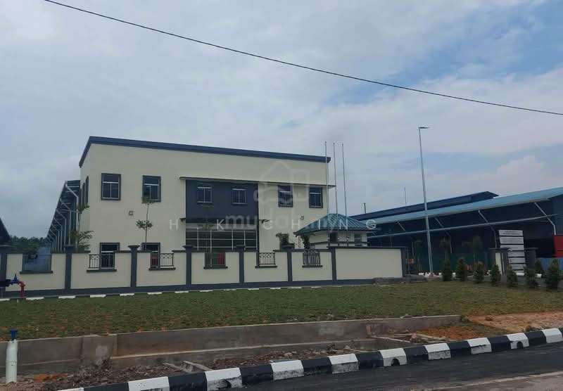 Detached Factory for Rent in Sungai Buloh (Selangor) - H.K Ching - Exterior - PropertyGuru.com.my