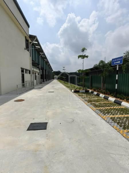 Detached Factory for Rent in Sungai Buloh (Selangor) - H.K Ching - Exterior - PropertyGuru.com.my