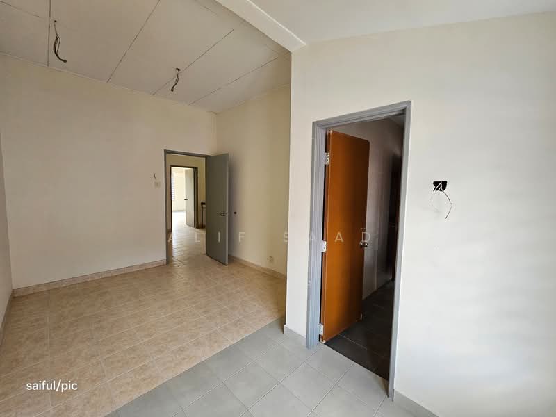 2-storey Terraced House for Sale in Bukit Jelutong (Shah Alam) - Alif Saad - PropertyGuru.com.my