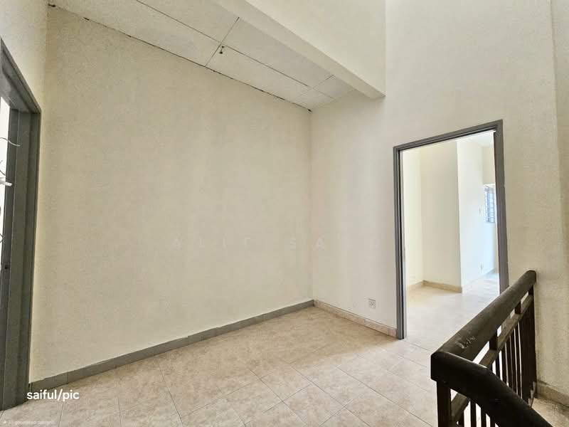 2-storey Terraced House for Sale in Bukit Jelutong (Shah Alam) - Alif Saad - PropertyGuru.com.my