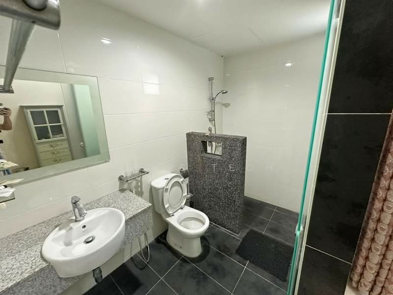 Condominium for Rent at Platino Condominium - Chris Teoh - Bathroom - PropertyGuru.com.my