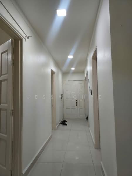 Condominium for Rent at Suasana Lumayan - Jessy Chye - Corridor - PropertyGuru.com.my