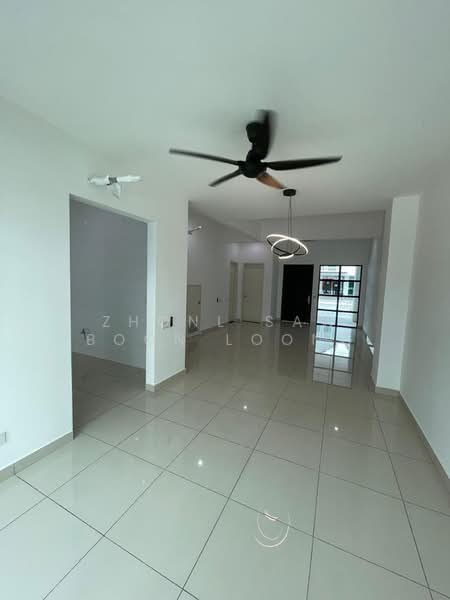 Rumah Teres untuk Dijual di Bandar Cassia (Batu Kawan) - Zhonl Saw Boon Loong - Living Room - PropertyGuru.com.my