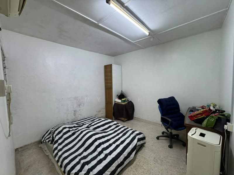 Rumah Teres 1 Tingkat untuk Dijual di Taman Sri Melati (Selayang) - MY Loh - Bedroom - PropertyGuru.com.my