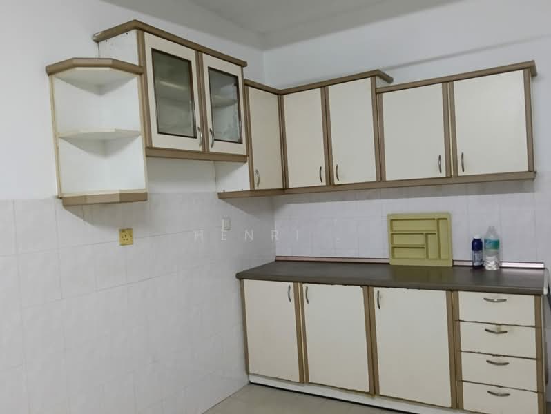 Rumah Teres 2-Tingkat untuk Dijual di Usj 2 (Subang Jaya) - HENRI . - Kitchen - PropertyGuru.com.my