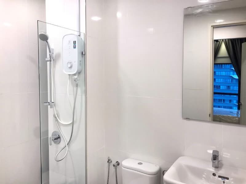 Service Residence for Rent at Reizz Residence - Kim Ling - Bathroom 2 - PropertyGuru.com.my