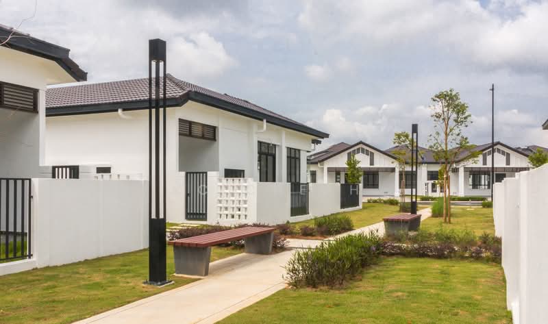 1-storey Terraced House for Sale in Eco Grandeur (Puncak Alam) - KC Cheah - Exterior - PropertyGuru.com.my