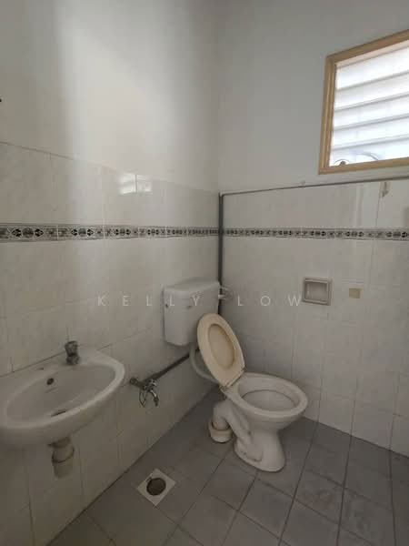 Rumah Teres 2 Tingkat untuk Dijual di Taman Wawasan (Puchong) - Kelly Low - PropertyGuru.com.my