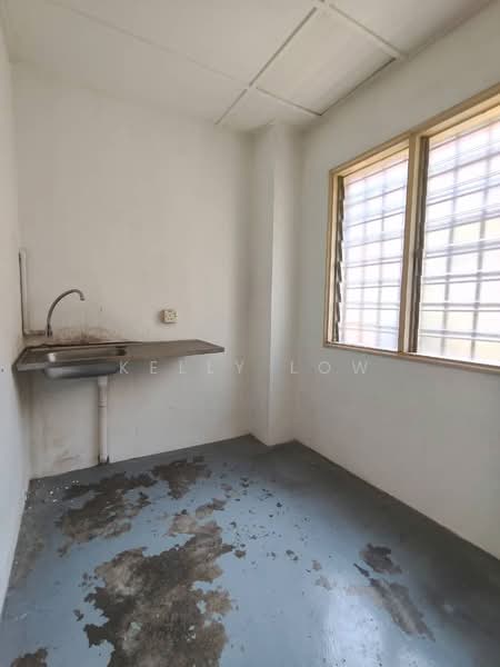 Rumah Teres 2 Tingkat untuk Dijual di Taman Wawasan (Puchong) - Kelly Low - PropertyGuru.com.my
