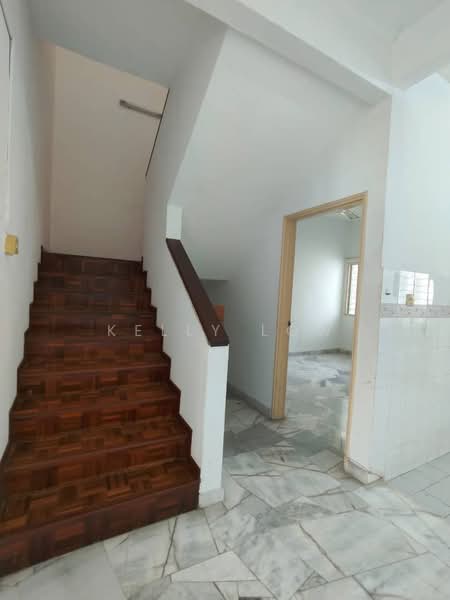 Rumah Teres 2 Tingkat untuk Dijual di Taman Wawasan (Puchong) - Kelly Low - PropertyGuru.com.my