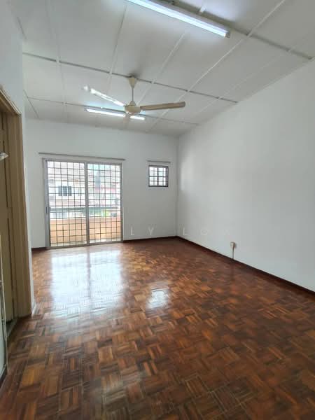 Rumah Teres 2 Tingkat untuk Dijual di Taman Wawasan (Puchong) - Kelly Low - PropertyGuru.com.my