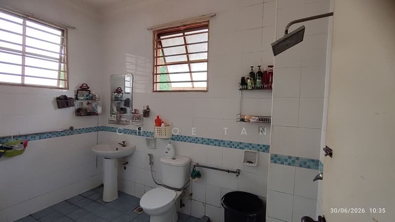 Semi-Detached House for Sale in Kota Kemuning (Shah Alam) - Chloe Tan - Bathroom - PropertyGuru.com.my