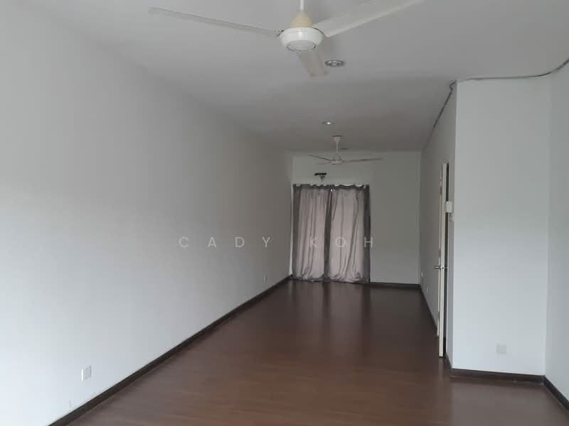 3-storey Terraced House for Sale in Lake Fields (Sungai Besi) - Cady Koh - Living Room - PropertyGuru.com.my