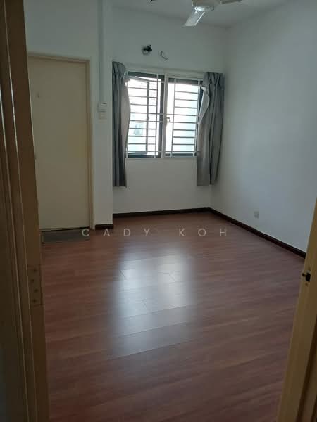 3-storey Terraced House for Sale in Lake Fields (Sungai Besi) - Cady Koh - Interior - PropertyGuru.com.my