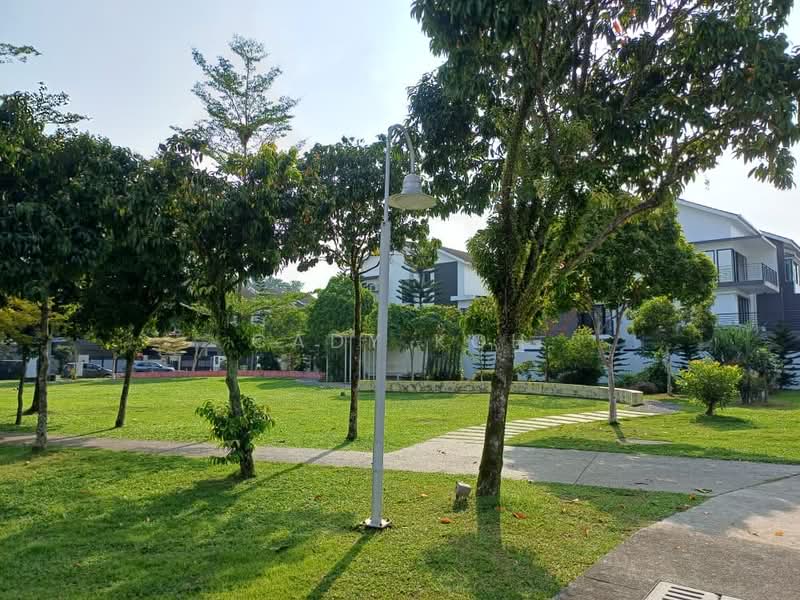 3-storey Terraced House for Sale in Lake Fields (Sungai Besi) - Cady Koh - Exterior - PropertyGuru.com.my