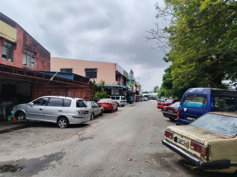 Kedai untuk Disewa di Taman Mergong Indah (Alor Setar) - Jayden Geh - Exterior - PropertyGuru.com.my