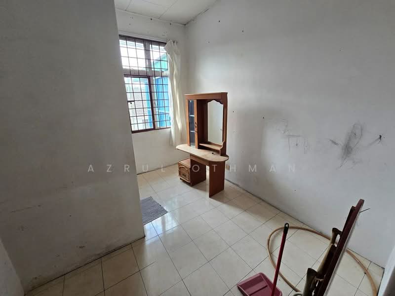 2-storey Terraced House for Sale in Taman Sri Angsana (Mantin) - Azrul Othman - Interior - PropertyGuru.com.my