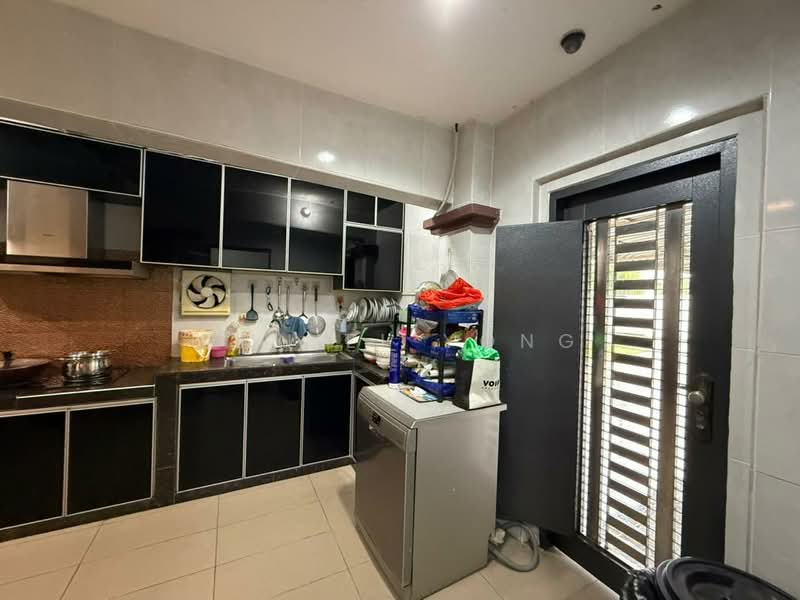 2-storey Terraced House for Sale in Taman Rinting (Masai) - Daniel Yong - Kitchen - PropertyGuru.com.my