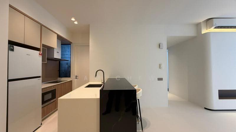 Kediaman Servis untuk Dijual di Millerz Square Serviced Residence - Sam Chew - Kitchen - PropertyGuru.com.my