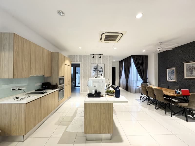 3-storey Terraced House for Sale in Seri Kembangan (Selangor) - CK Yee - PropertyGuru.com.my